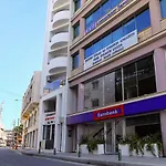 Apartament Six