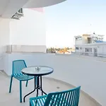 Six Apartament Larnaca
