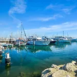 Six * Larnaca