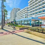 Six Apartament