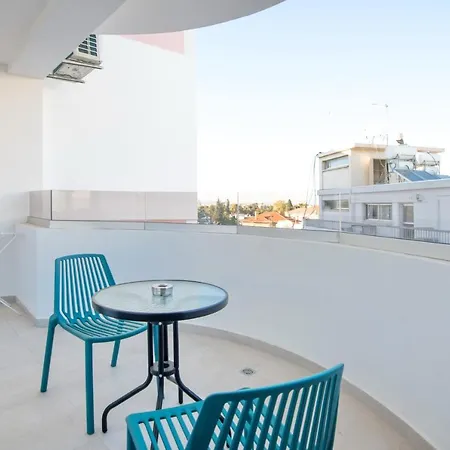 Six Apartamento Larnaca